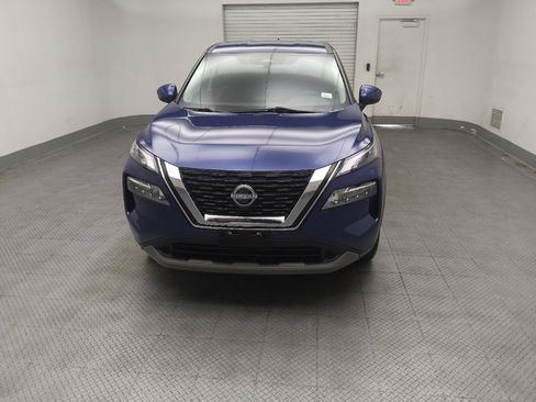 Used 2023 Nissan Rogue SV FWD image 15