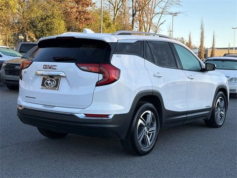 Used 2020 GMC Terrain SLT w/ Preferred Package image 3