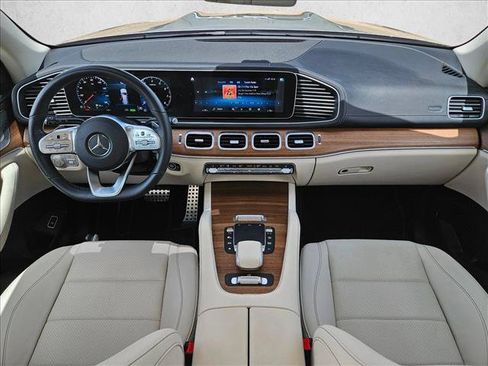 Certified 2023 Mercedes-Benz GLS 450 4MATIC image 17