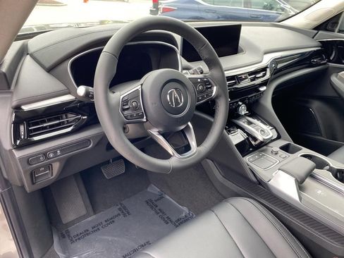 Used 2023 Acura MDX SH-AWD w/ Technology Package image 8