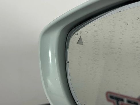 Used 2019 Chrysler Pacifica Limited image 44