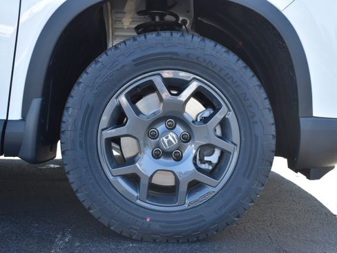 New 2025 Honda Pilot TrailSport image 10