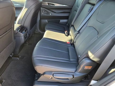 Certified 2025 INFINITI QX60 Luxe w/ Black Edition image 14