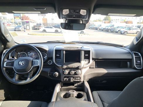 Used 2022 RAM 1500 Big Horn w/ Night Edition RWD image 19
