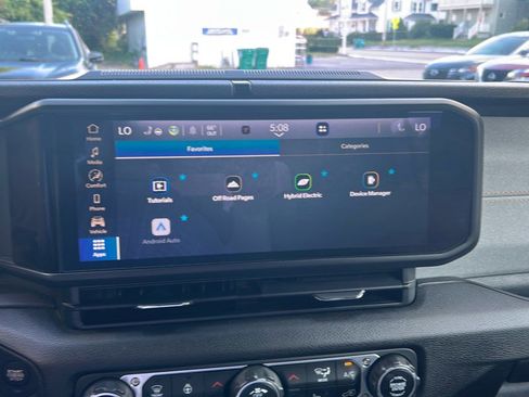 Used 2024 Jeep Wrangler Unlimited w/ Convenience Group image 20