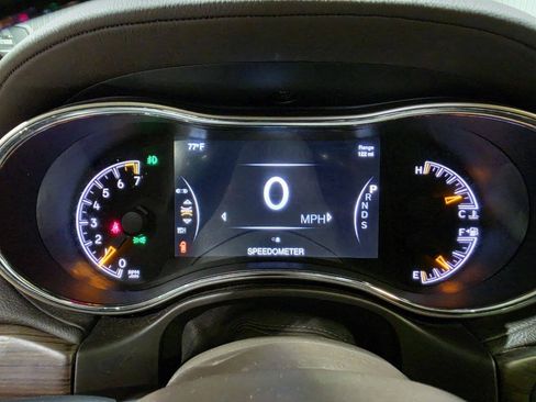 Used 2014 Jeep Grand Cherokee Overland AWD/4WD image 38