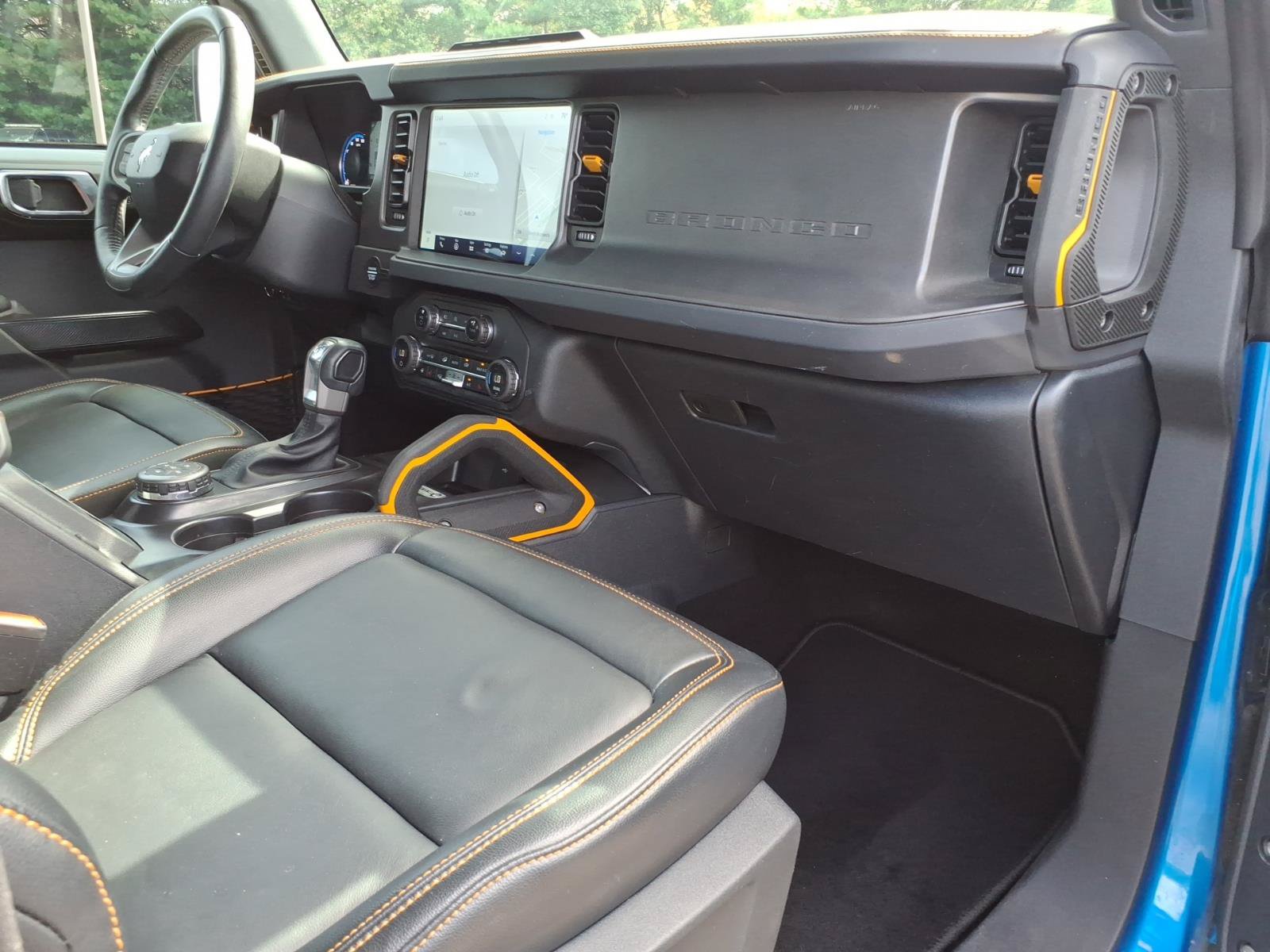 Certified 2024 Ford Bronco Badlands AWD/4WD image 10