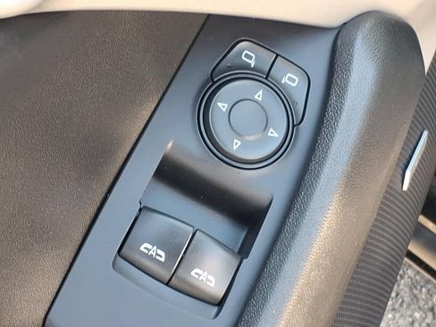Used 2023 Chevrolet Camaro LT w/ Technology Package RWD image 12