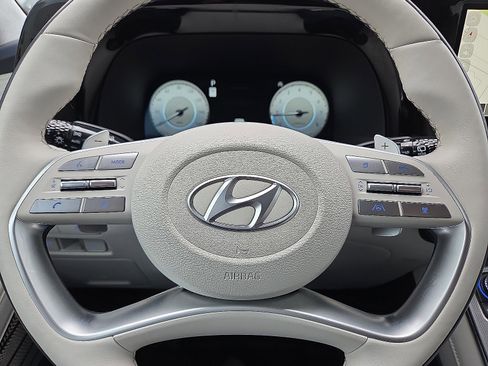 Used 2024 Hyundai Palisade Calligraphy image 24