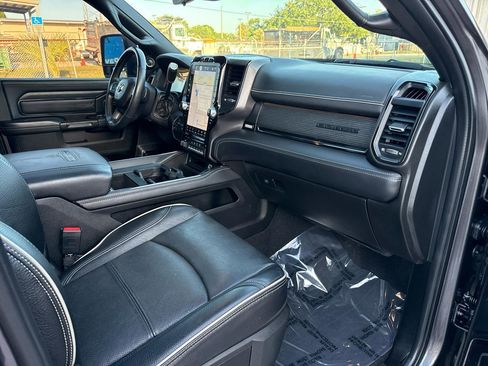 Used 2023 RAM 2500 Limited AWD/4WD image 52