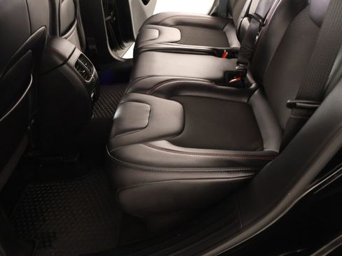 Used 2020 Jeep Cherokee Trailhawk w/ Cold Weather Group image 13