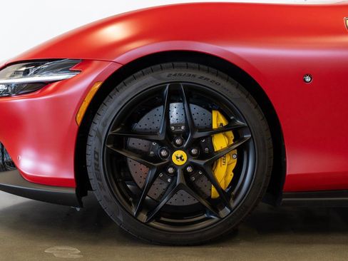 Used 2024 Ferrari Roma image 18