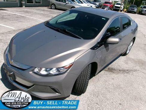 Used 2017 Chevrolet Volt LT FWD image 25