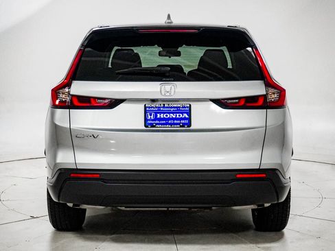 Used 2025 Honda CR-V LX image 7