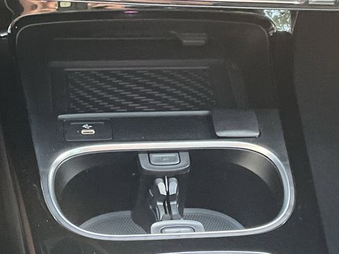 Certified 2025 Mercedes-Benz CLA 250 4MATIC w/ Exclusive Package image 32