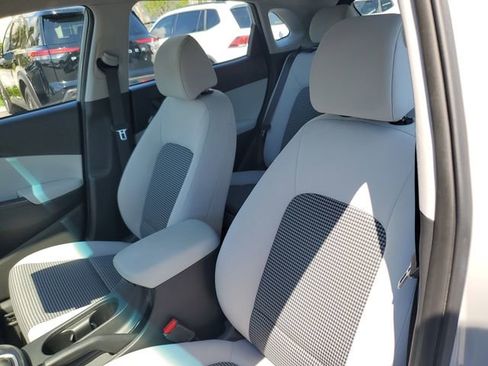 Certified 2023 Hyundai Kona SE image 11