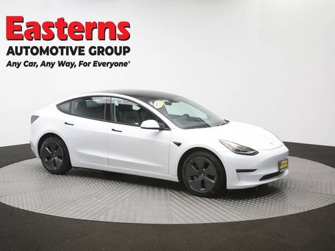 Used 2022 Tesla Model 3 Long Range AWD/4WD image 42