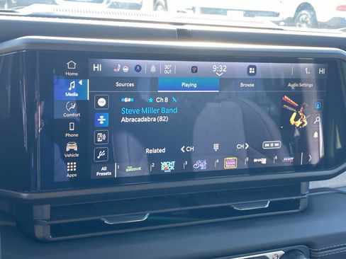 Certified 2025 Jeep Wrangler Sahara image 26