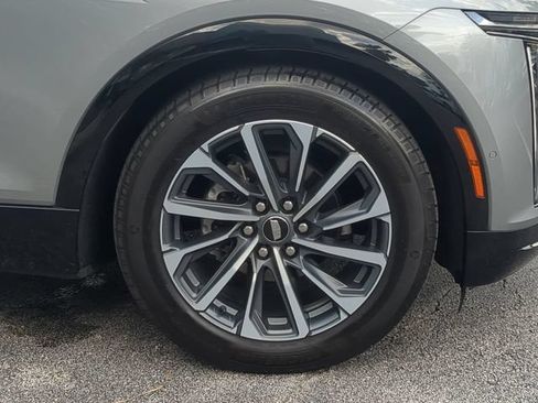 Used 2024 Cadillac Lyriq Sport RWD image 11