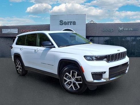 Used 2023 Jeep Grand Cherokee L Limited AWD/4WD image 1