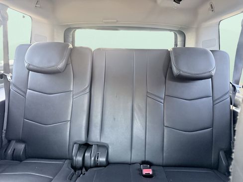 Used 2020 Cadillac Escalade ESV 2WD image 33