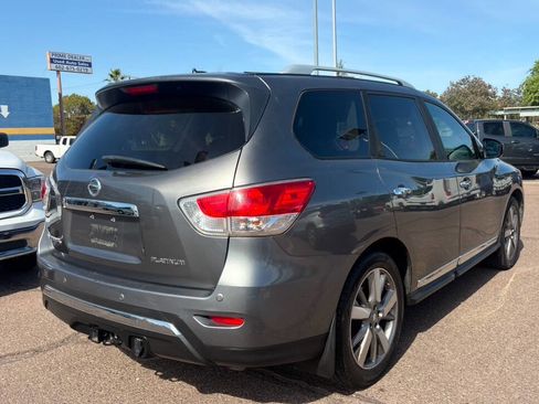 Used 2015 Nissan Pathfinder Platinum FWD image 9