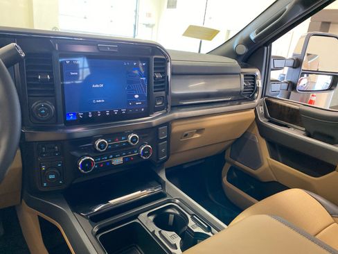New 2026 Ford F350 Lariat w/ Lariat Ultimate Package image 12