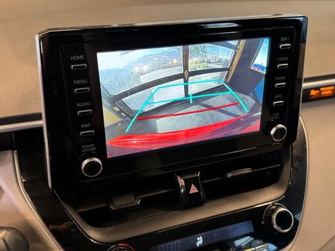 Used 2020 Toyota Corolla LE w/ Carpet Mat Package (TMS) FWD image 14