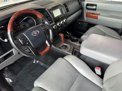 Used 2018 Toyota Sequoia Platinum w/ Carpet Mat Package AWD/4WD image 13