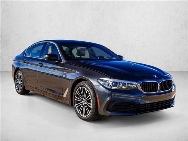 Used 2019 BMW 530i xDrive w/ Convenience Package AWD/4WD image 3