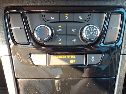 Used 2022 Buick Encore Preferred w/ Safety Package AWD/4WD image 20