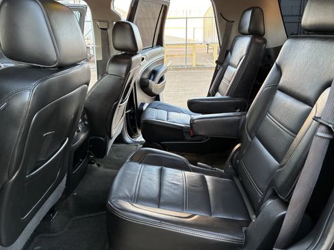 Used 2016 GMC Yukon Denali RWD image 39