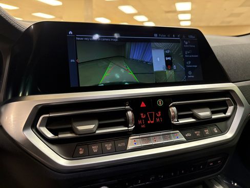 Used 2023 BMW 440i xDrive Convertible w/ Premium Package image 19