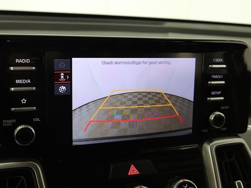 Used 2022 Kia Sorento LX FWD image 42