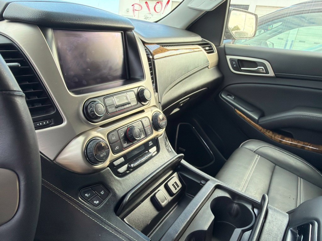 Used 2015 GMC Yukon Denali w/ Premium Package AWD/4WD image 10