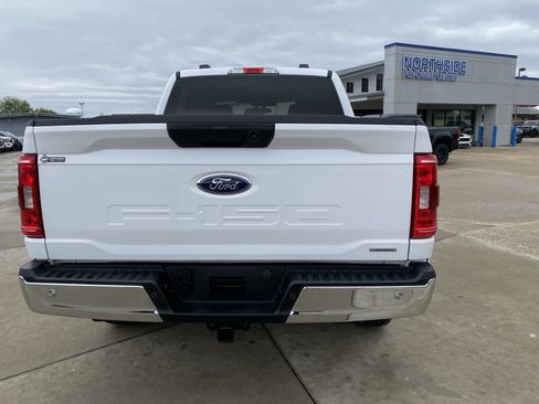 Used 2023 Ford F150 XLT w/ Trailer Tow Package AWD/4WD image 4