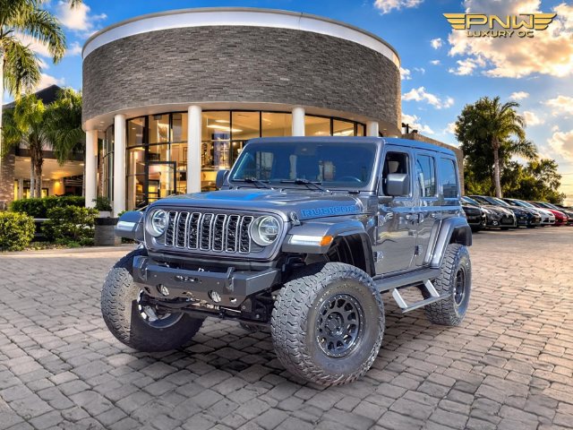 Used 2021 Jeep Wrangler Unlimited Rubicon 4xe w/ Cold Weather Group AWD/4WD image 1