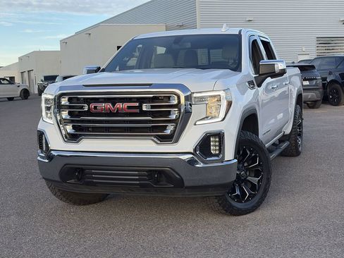 Used 2021 GMC Sierra 1500 SLT w/ SLT Convenience Package image 4
