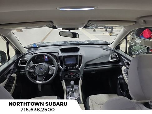 Used 2023 Subaru Forester image 2