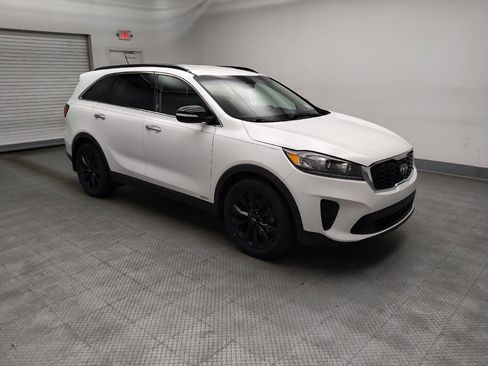 Used 2019 Kia Sorento S AWD/4WD image 11