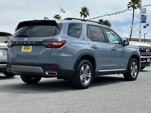New 2026 Honda Pilot EX-L image 3
