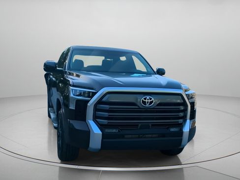 Used 2023 Toyota Tundra Limited AWD/4WD image 5