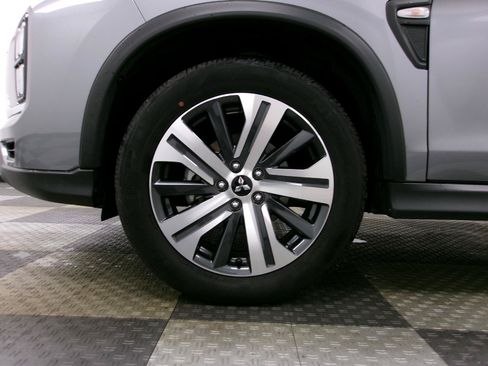 Used 2025 Mitsubishi Outlander Sport ES AWD/4WD image 16