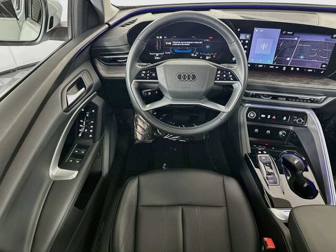 Certified 2025 Audi Q5 Premium w/ Convenience Package AWD/4WD image 20