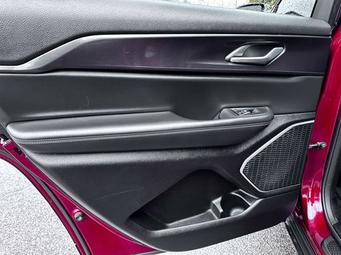 Used 2021 Jeep Grand Cherokee L Laredo image 28