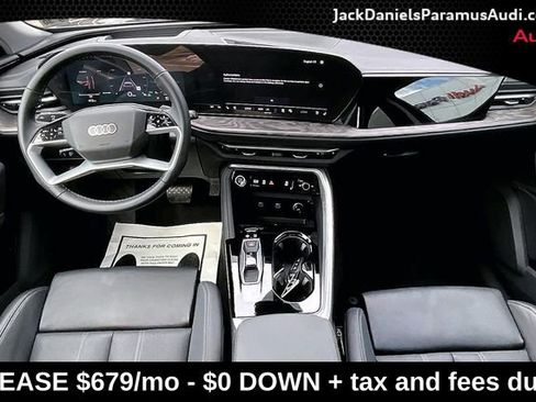 Used 2025 Audi Q5 Premium Plus w/ Premium Plus AWD/4WD image 13