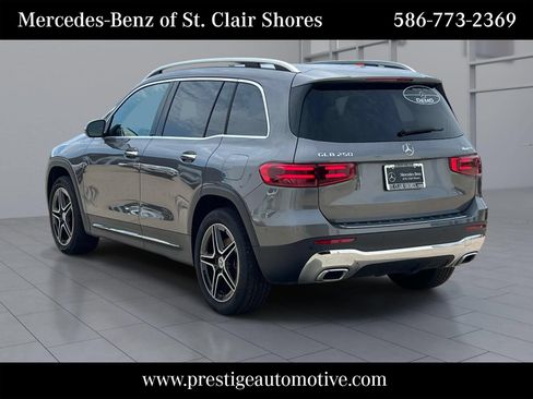 Certified 2026 Mercedes-Benz GLB 250 4MATIC image 3
