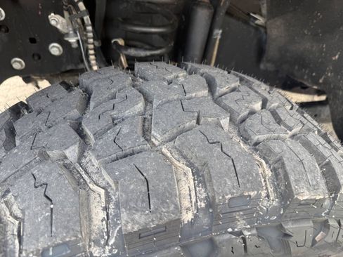 Used 2023 Ford F250 XLT w/ FX4 Off-Road Package AWD/4WD image 11