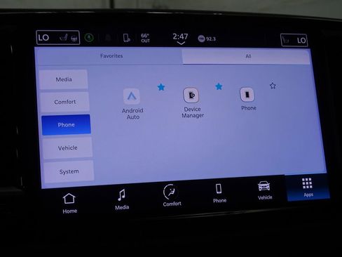 Used 2024 Chrysler Pacifica Touring-L image 41