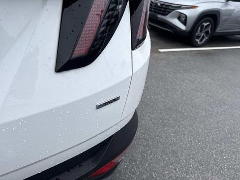 Used 2023 Hyundai Tucson Limited w/ Winter Package image 8